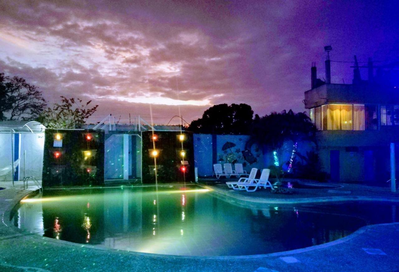 Rio Suites Tonsupa Luaran gambar